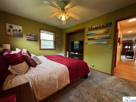 1029 Willow Drive St. Peter MN 56082