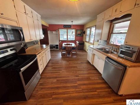 1029 Willow Drive St. Peter MN 56082