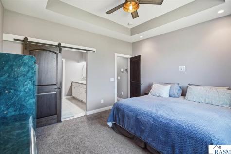 820 Fieldcrest Drive Mankato MN 56001