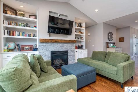 2232 Coventry Lane North Mankato MN 56003