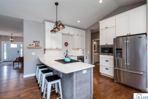 2232 Coventry Lane North Mankato MN 56003