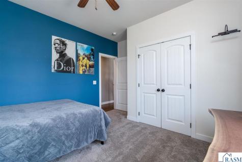 2232 Coventry Lane North Mankato MN 56003