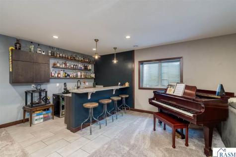 2232 Coventry Lane North Mankato MN 56003