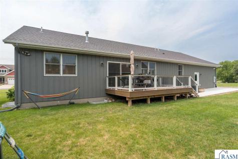 2232 Coventry Lane North Mankato MN 56003