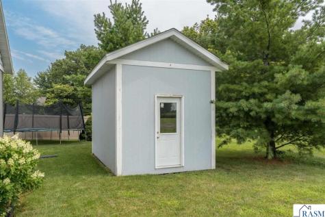 2232 Coventry Lane North Mankato MN 56003