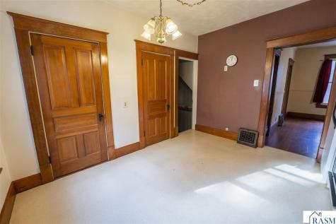 422 Van Brunt Street Mankato MN 56001
