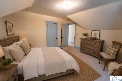 422 Van Brunt Street Mankato MN 56001