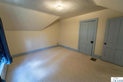 422 Van Brunt Street Mankato MN 56001