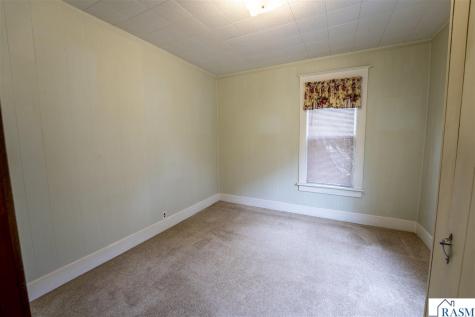 422 Van Brunt Street Mankato MN 56001