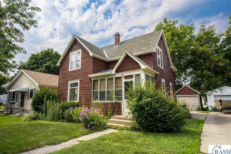 422 Van Brunt Street Mankato MN 56001