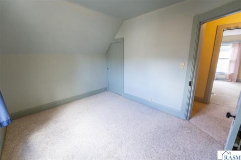 422 Van Brunt Street Mankato MN 56001