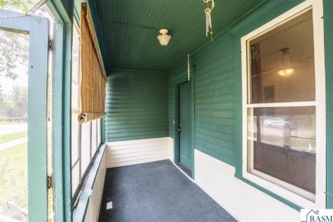 422 Van Brunt Street Mankato MN 56001
