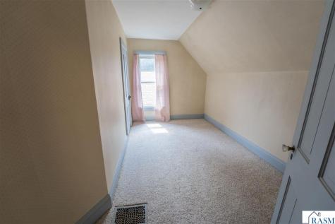 422 Van Brunt Street Mankato MN 56001