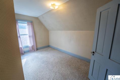 422 Van Brunt Street Mankato MN 56001