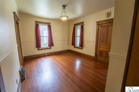 422 Van Brunt Street Mankato MN 56001