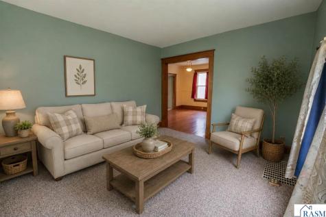 422 Van Brunt Street Mankato MN 56001