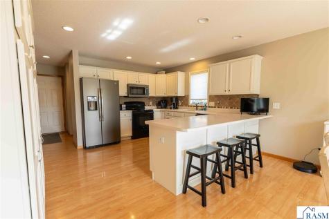 117 Sawgrass Court Mankato MN 56001