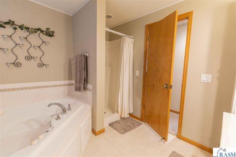 117 Sawgrass Court Mankato MN 56001
