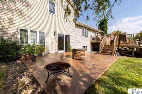 117 Sawgrass Court Mankato MN 56001