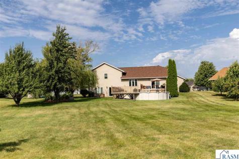 117 Sawgrass Court Mankato MN 56001