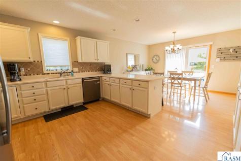117 Sawgrass Court Mankato MN 56001