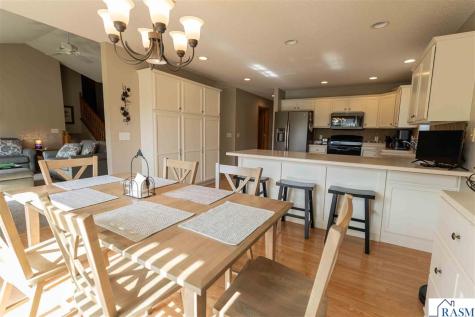 117 Sawgrass Court Mankato MN 56001
