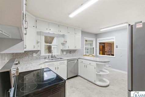 1025 S Seventh Street St. James MN 56081