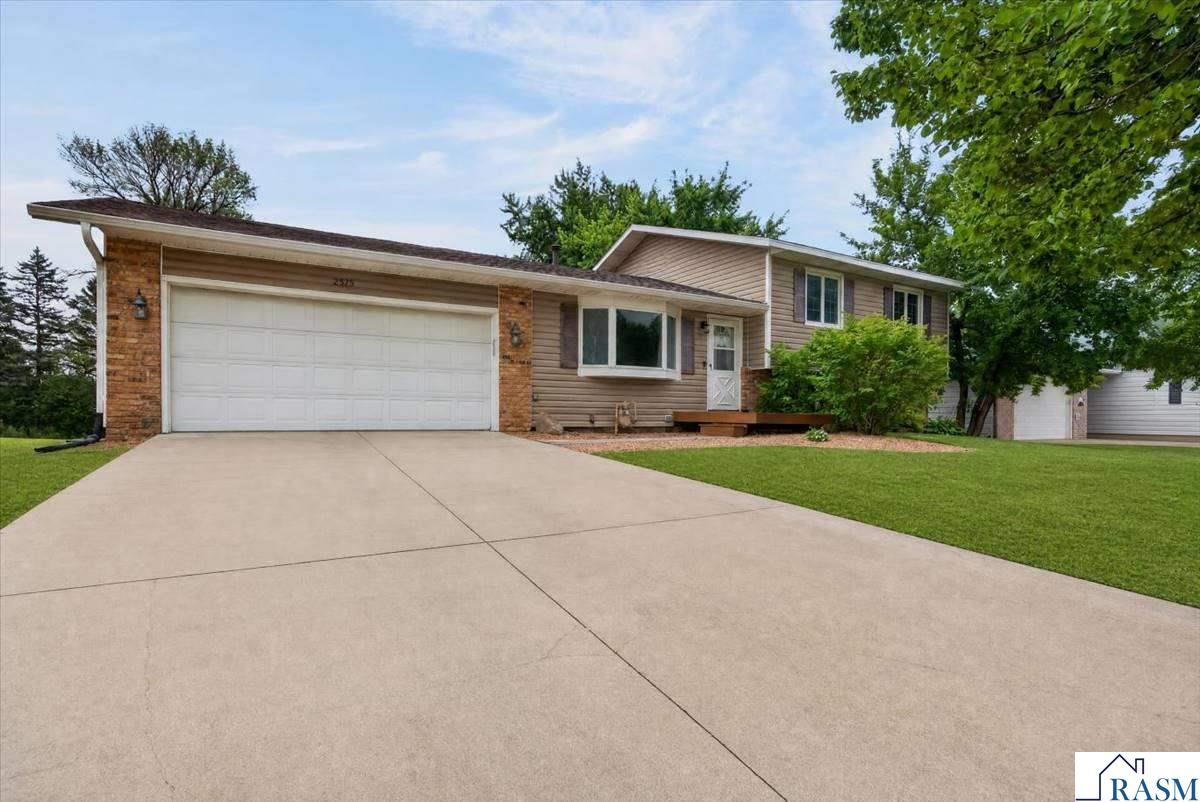 2575 Lamada Place Owatonna MN 55060