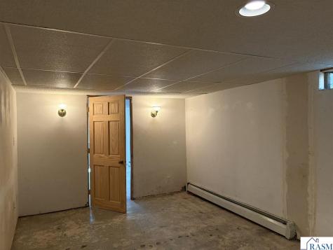 105 6th Street Cleveland MN 56017
