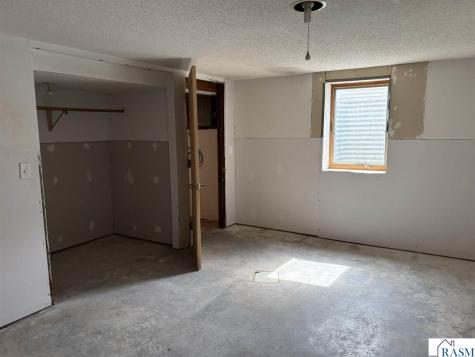 105 6th Street Cleveland MN 56017