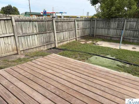 105 6th Street Cleveland MN 56017