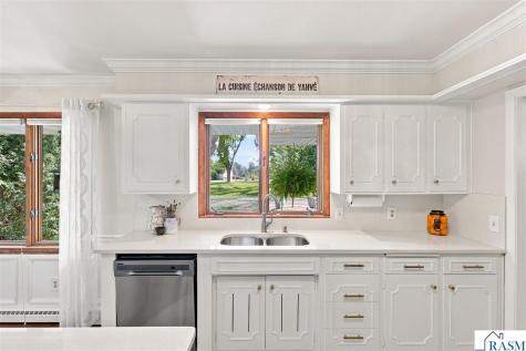 1828 NW 16th Street Faribault MN 55021