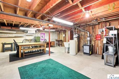 1828 NW 16th Street Faribault MN 55021