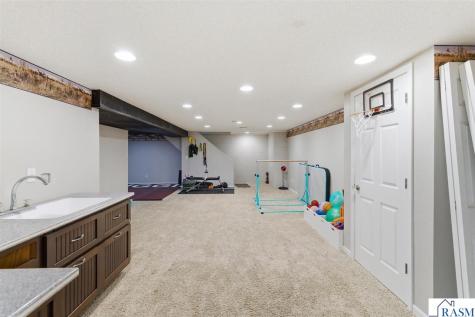 122 E Martin Street Lewisville MN 56060