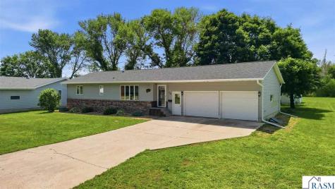 122 E Martin Street Lewisville MN 56060