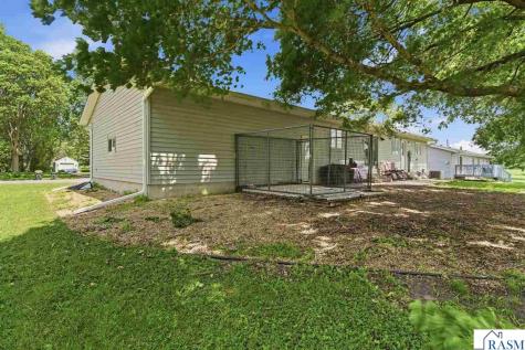 122 E Martin Street Lewisville MN 56060