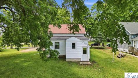 104 N Secor Street Bricelyn MN 56014