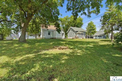 104 N Secor Street Bricelyn MN 56014