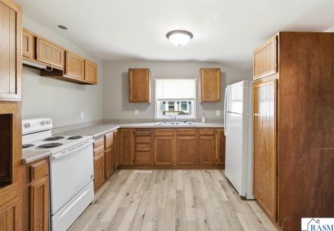 104 N Secor Street Bricelyn MN 56014