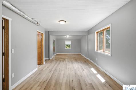 104 N Secor Street Bricelyn MN 56014