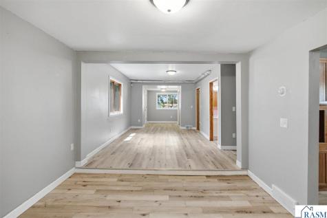 104 N Secor Street Bricelyn MN 56014