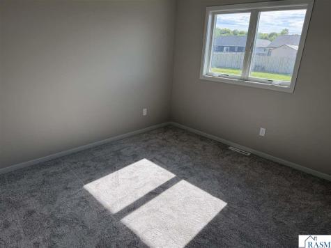 14 Village Lane New Ulm MN 56073