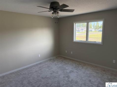 14 Village Lane New Ulm MN 56073