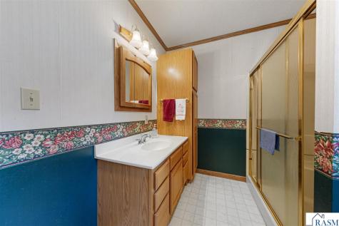 112 S 4th Street Gaylord MN 55334