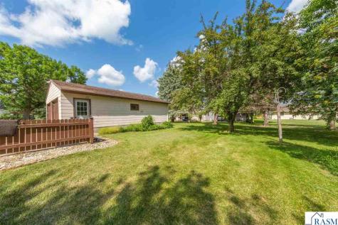 112 S 4th Street Gaylord MN 55334