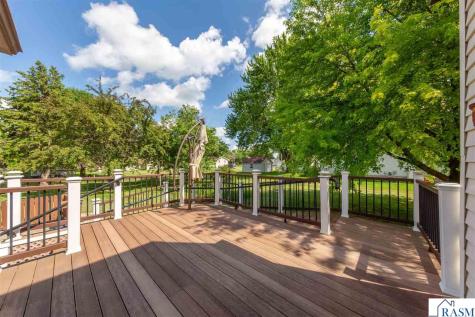 112 S 4th Street Gaylord MN 55334