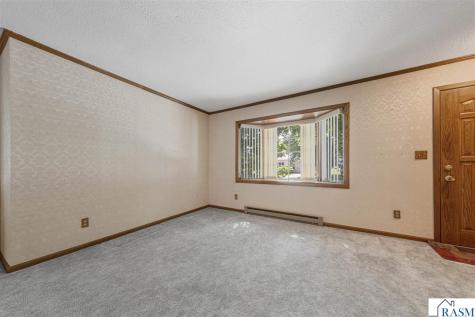 112 S 4th Street Gaylord MN 55334