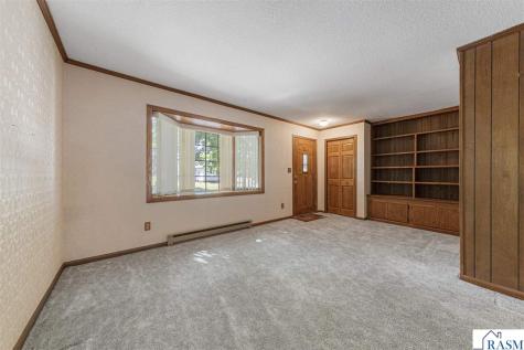 112 S 4th Street Gaylord MN 55334