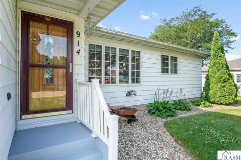 914 School Street Fairmont MN 56031