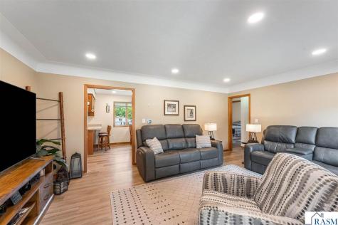 914 School Street Fairmont MN 56031